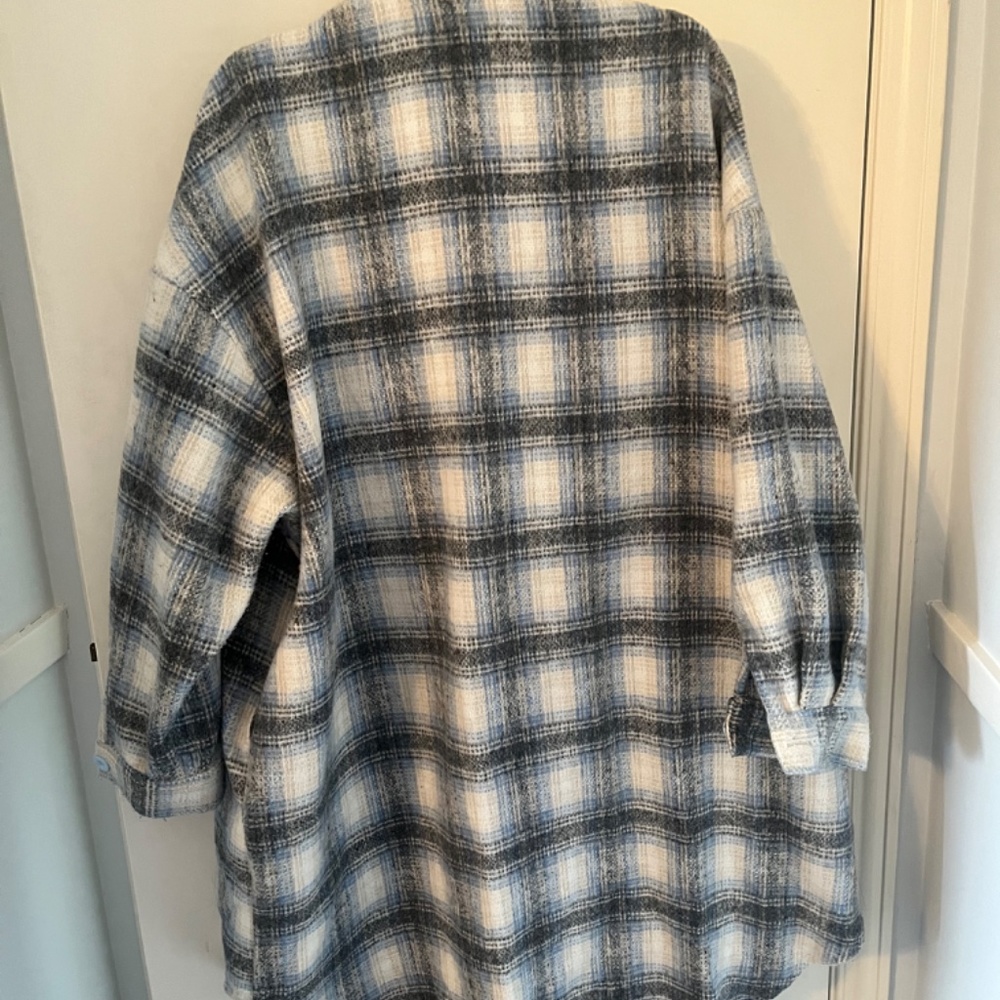 Red Sky Lumber Shacket - Picture 2 of 8